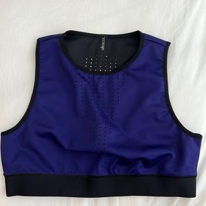 Ultracor purple sports bra, Barry’s branded, Sz M